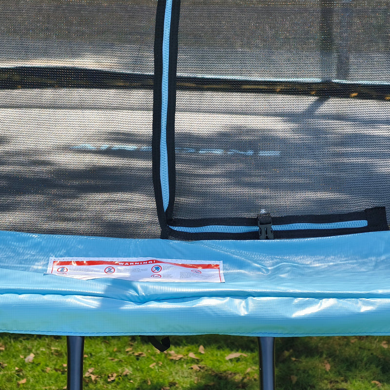 a 12 foot strong but cheap trampoline with ladder and safety net 